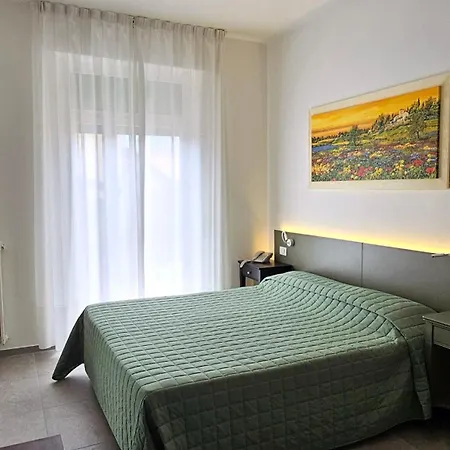 Hotel Marina-3